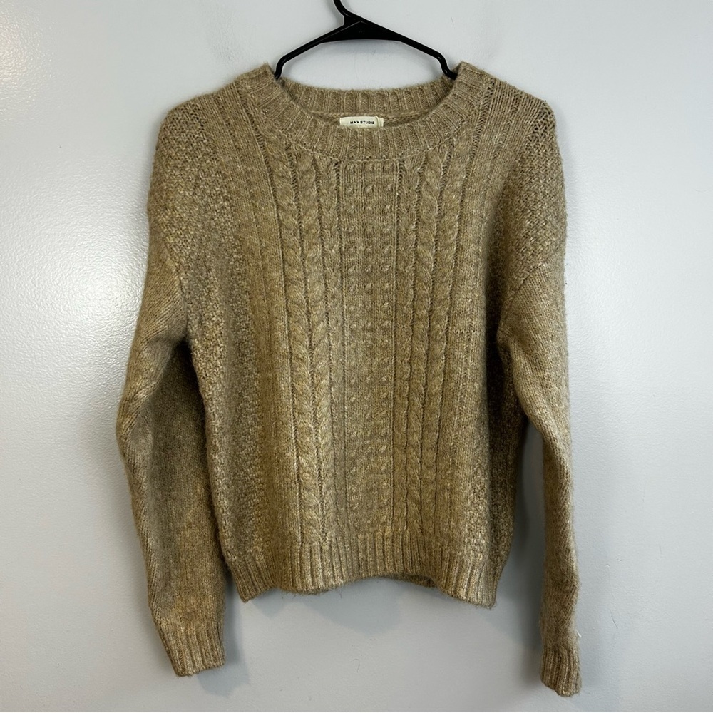 NWT Max Studio Cafeault Beige Cable Knit Pullover Sweater Size Small